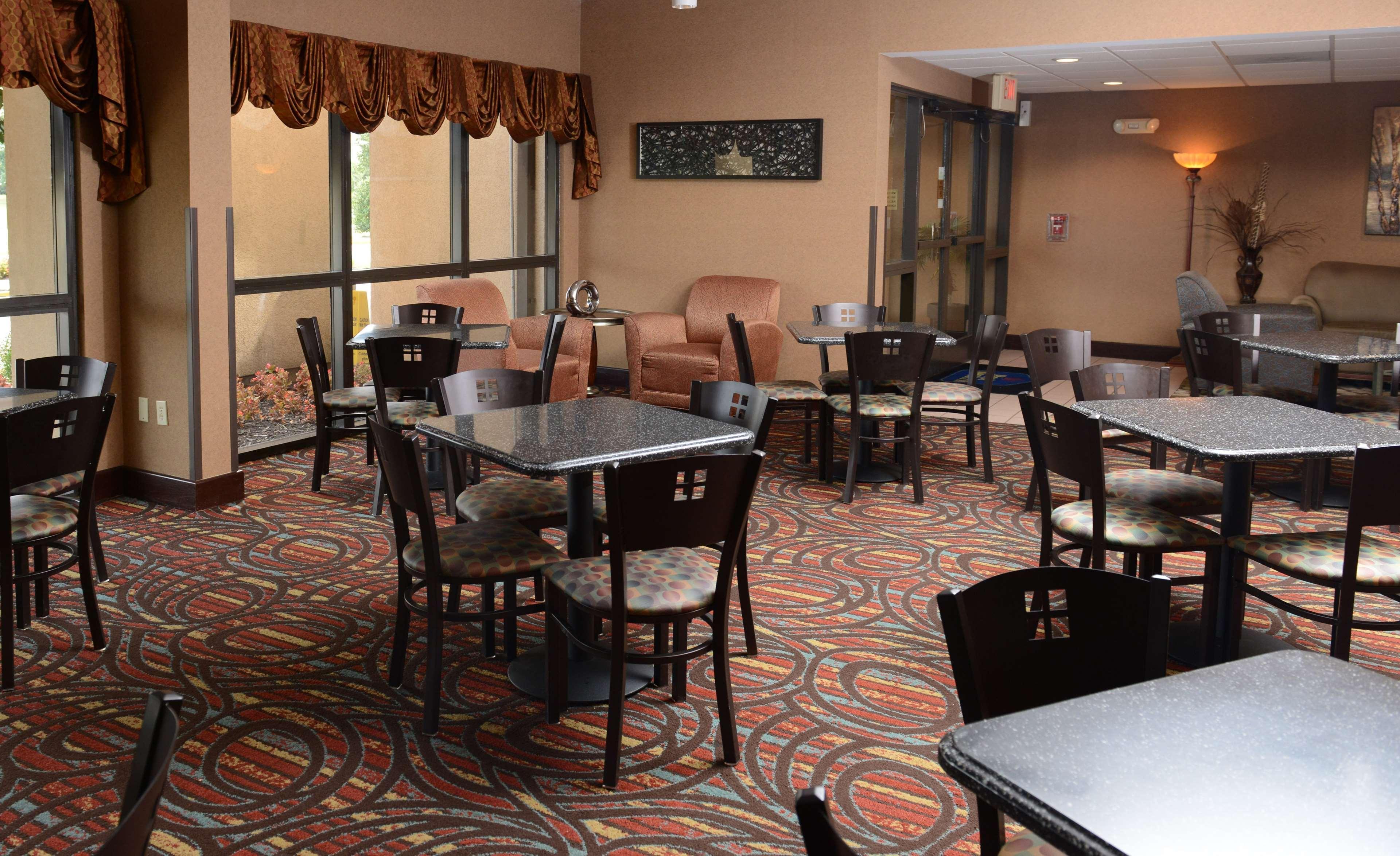 Surestay Hotel By Best Western Robinsonville Tunica Bagian luar foto